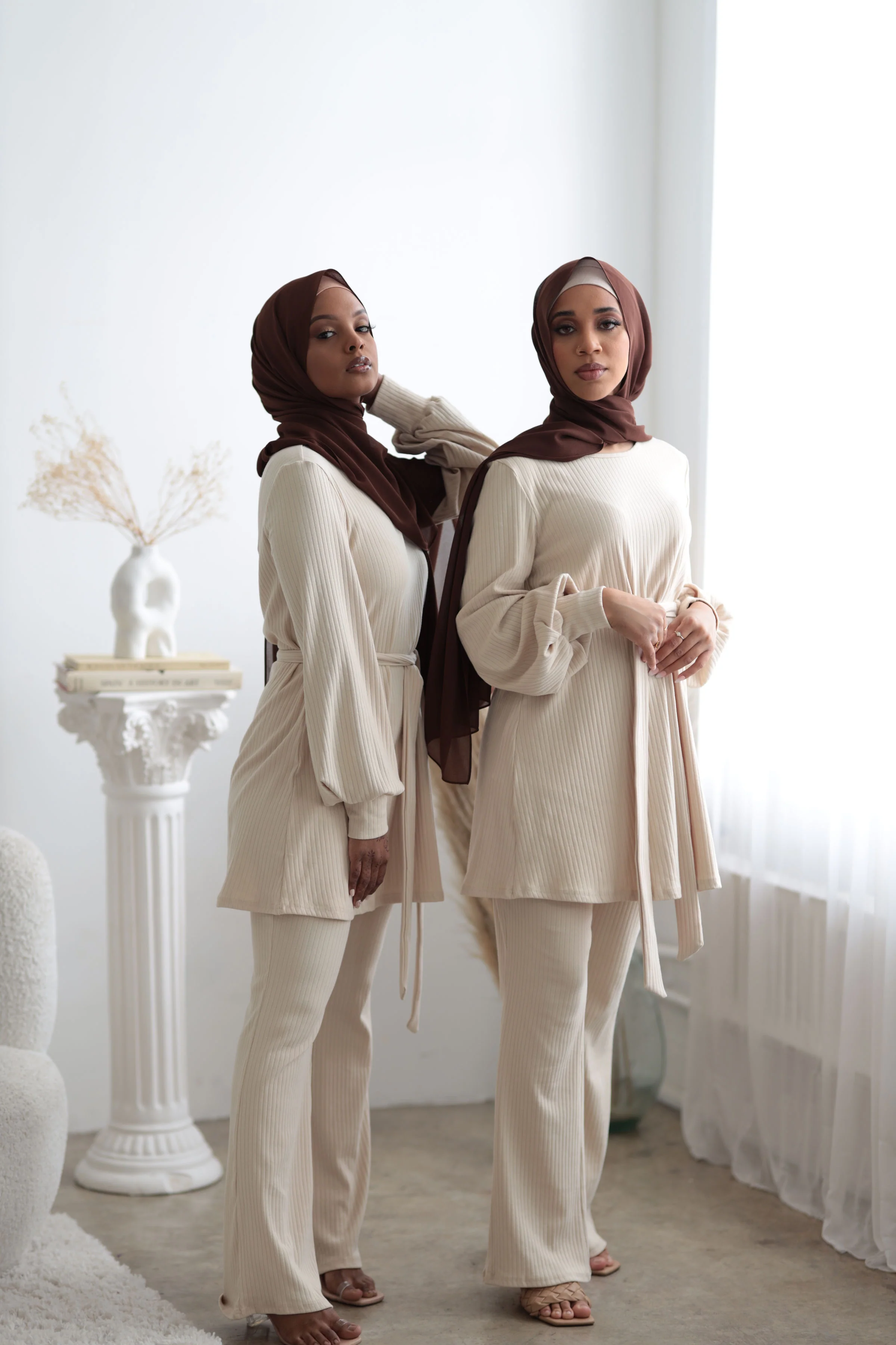 ALIAA SET VANILLA - Image 3