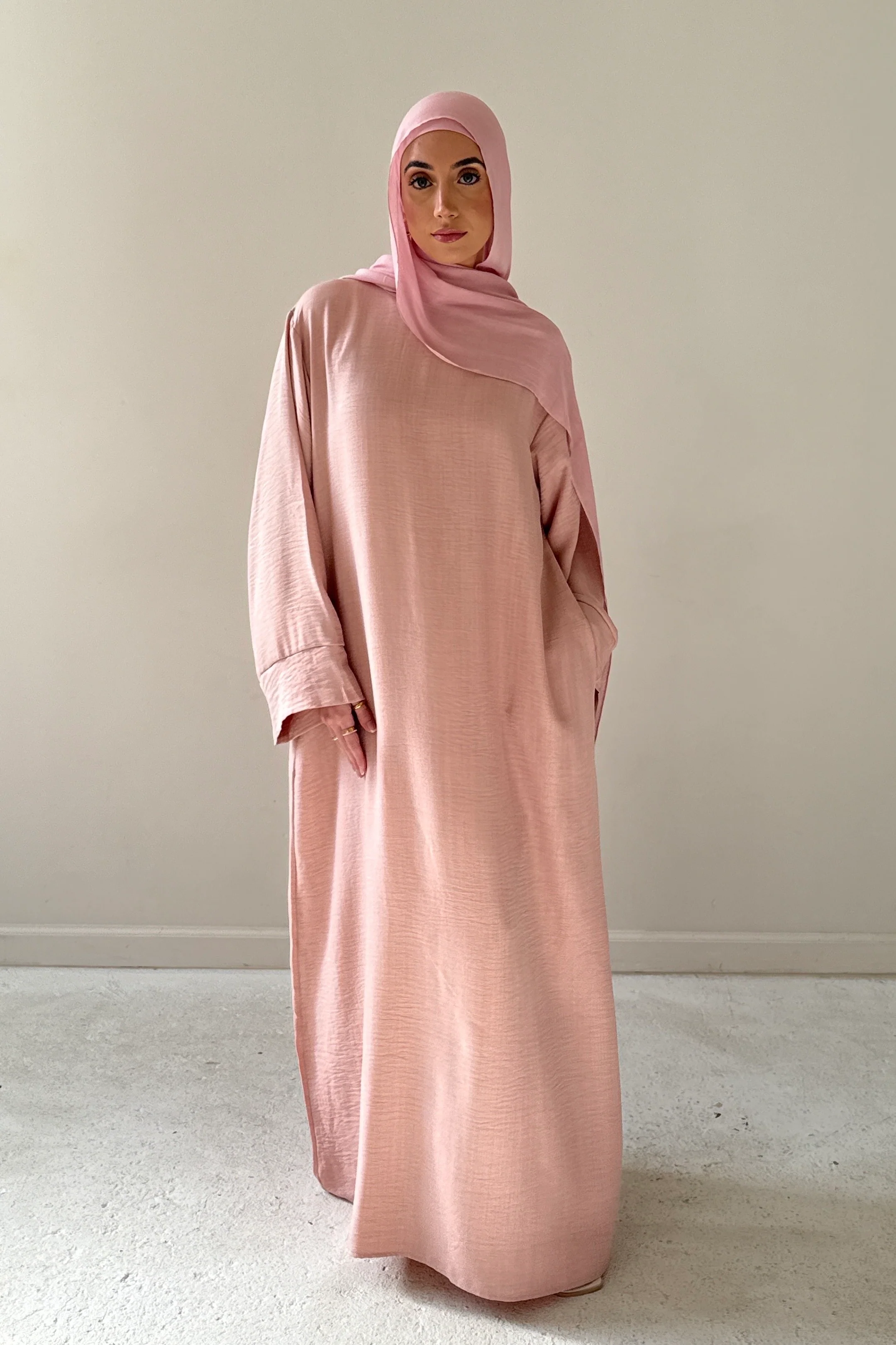 AMIRA MOCK NECK BLUSH