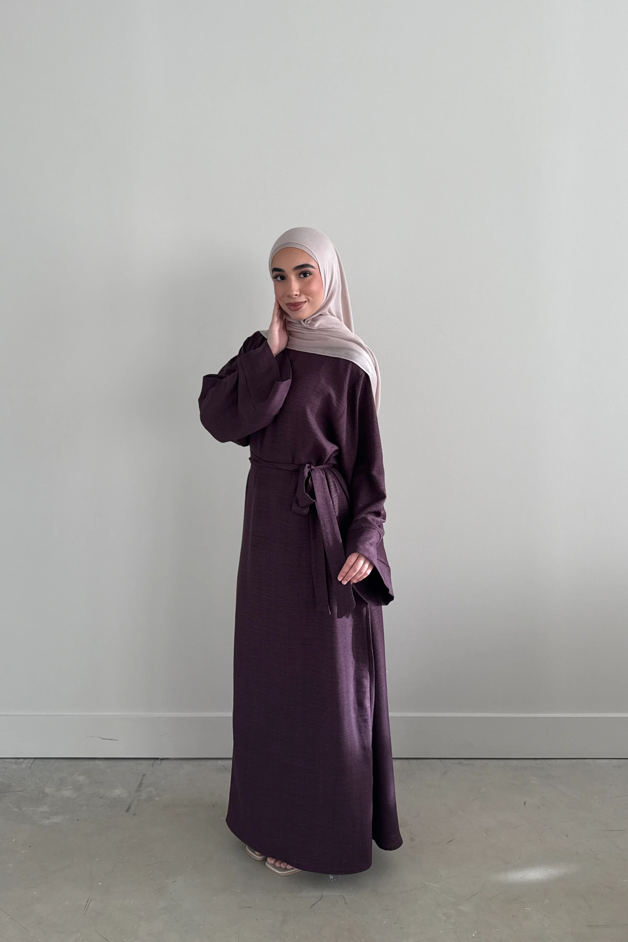 AMIRA MOCK NECK PLUM - Image 2