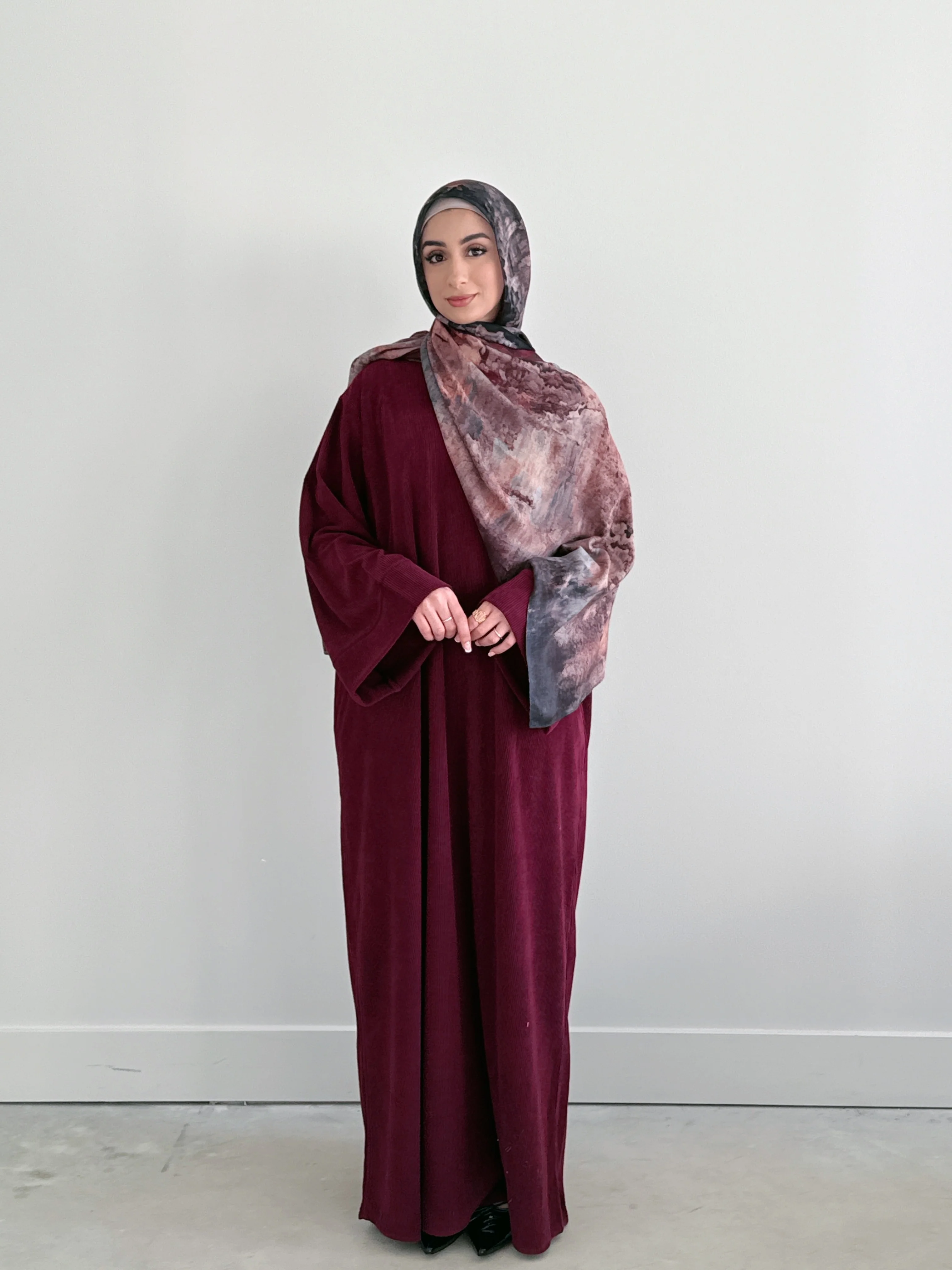 CORDUROY ABAYA BURGUNDY - Image 2