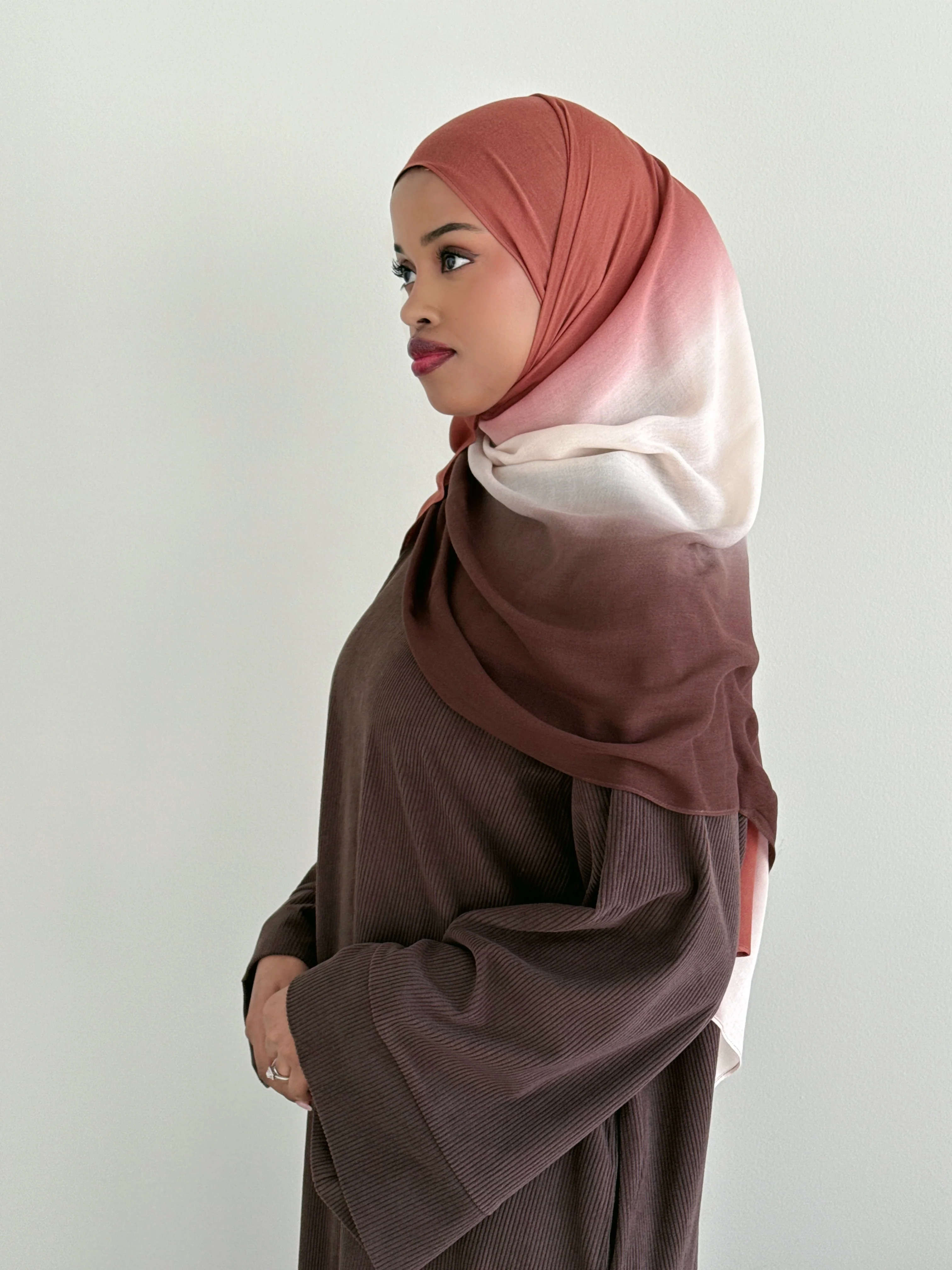 CORDUROY ABAYA CHOCOLATE - Image 3