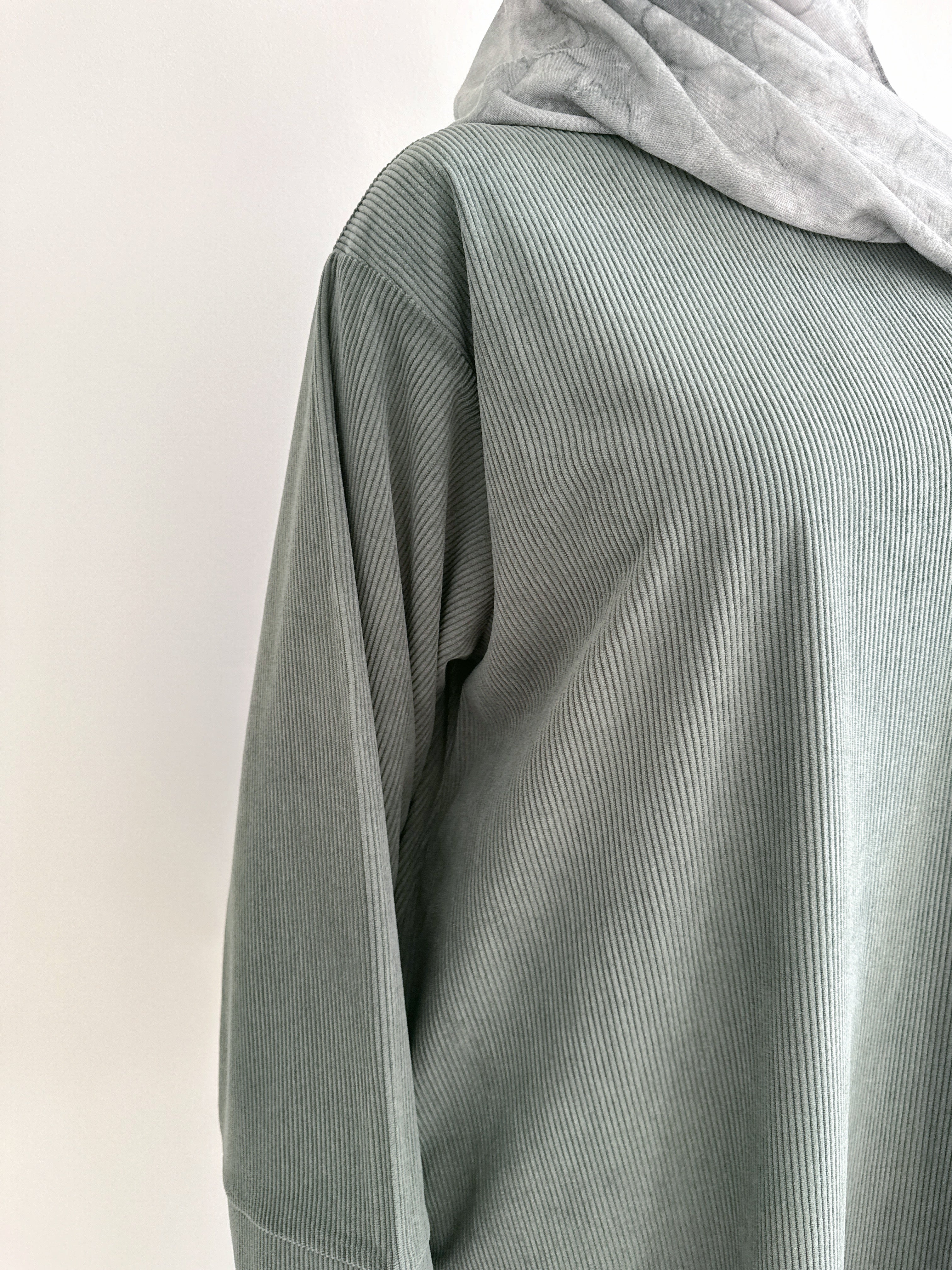CORDUROY ABAYA OLIVE - Image 3