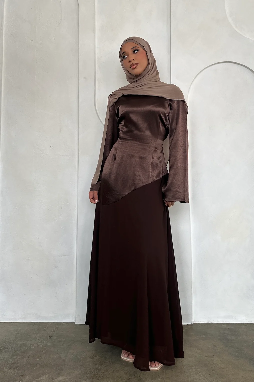 FARAH DRESS CHOCOLATE - Image 4