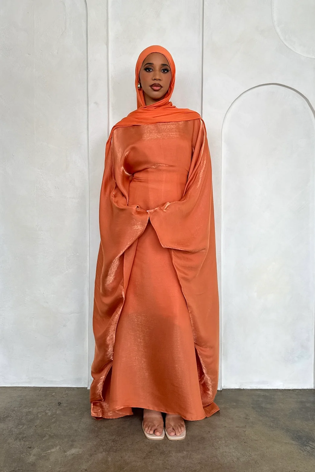 HANEEN BATWING ABAYA ORANGE - Image 3