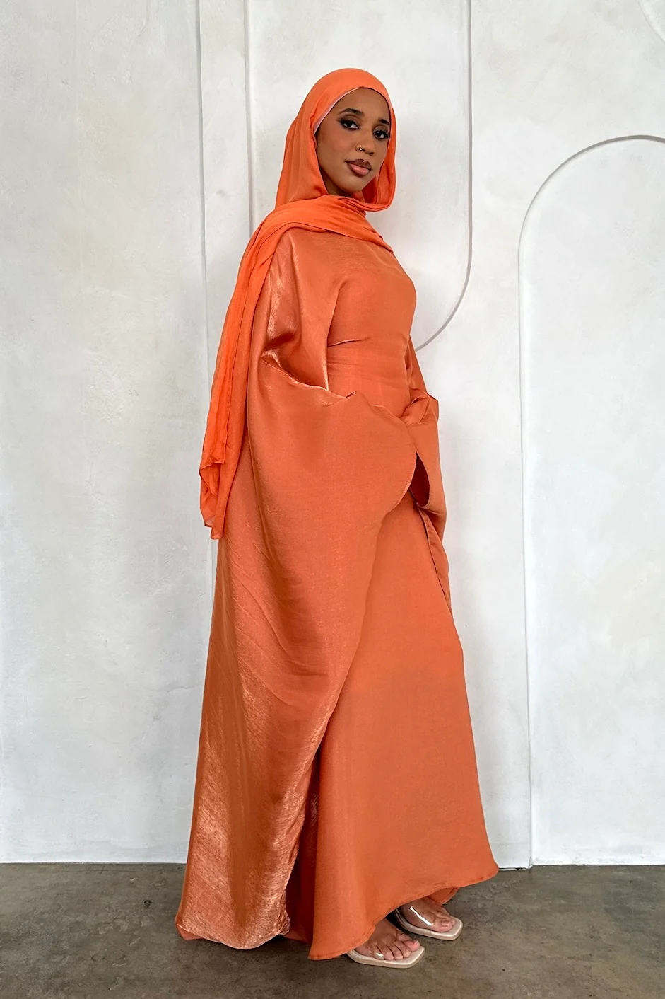 HANEEN BATWING ABAYA ORANGE - Image 5