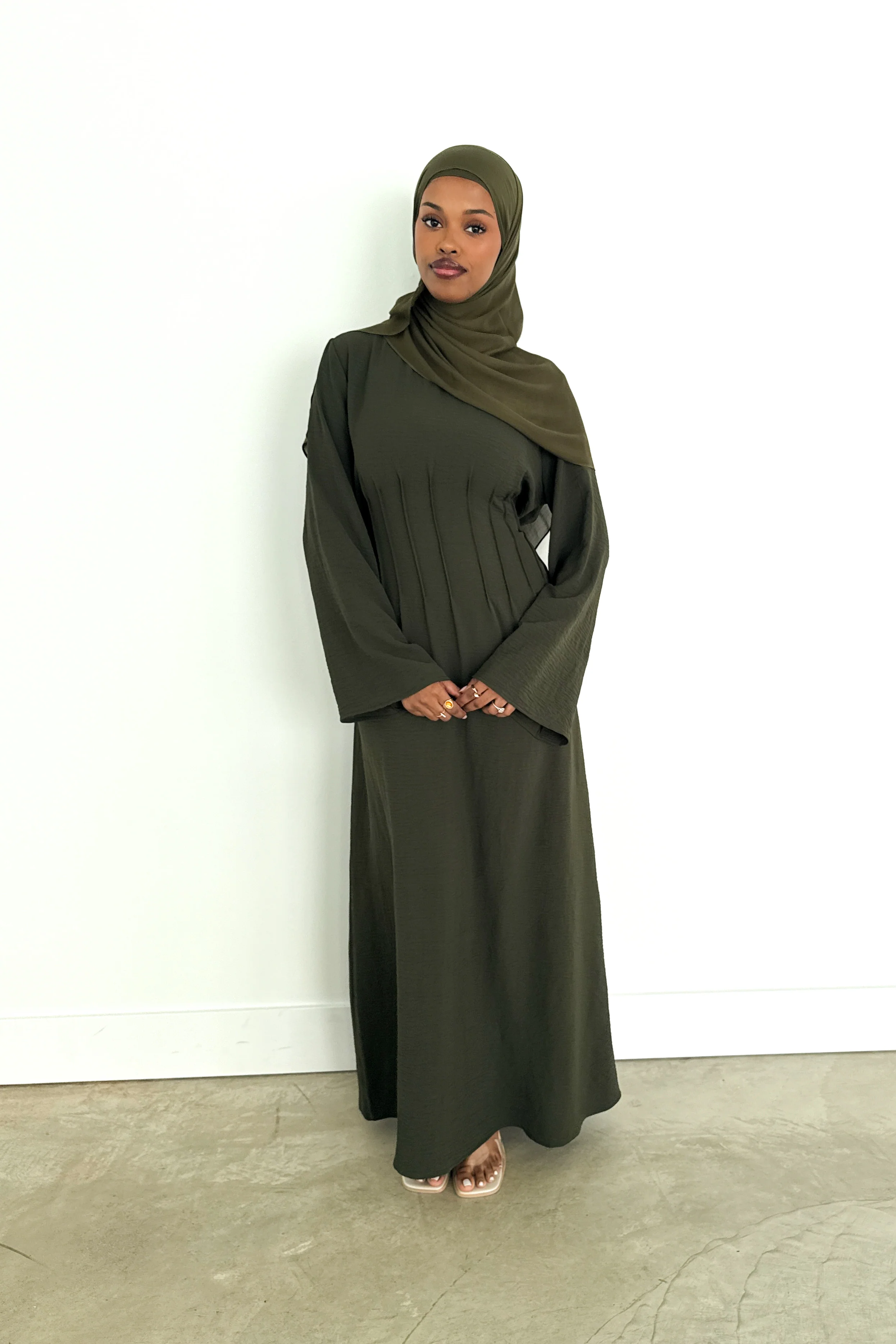 LAYAL DRESS LIGHT OLIVE