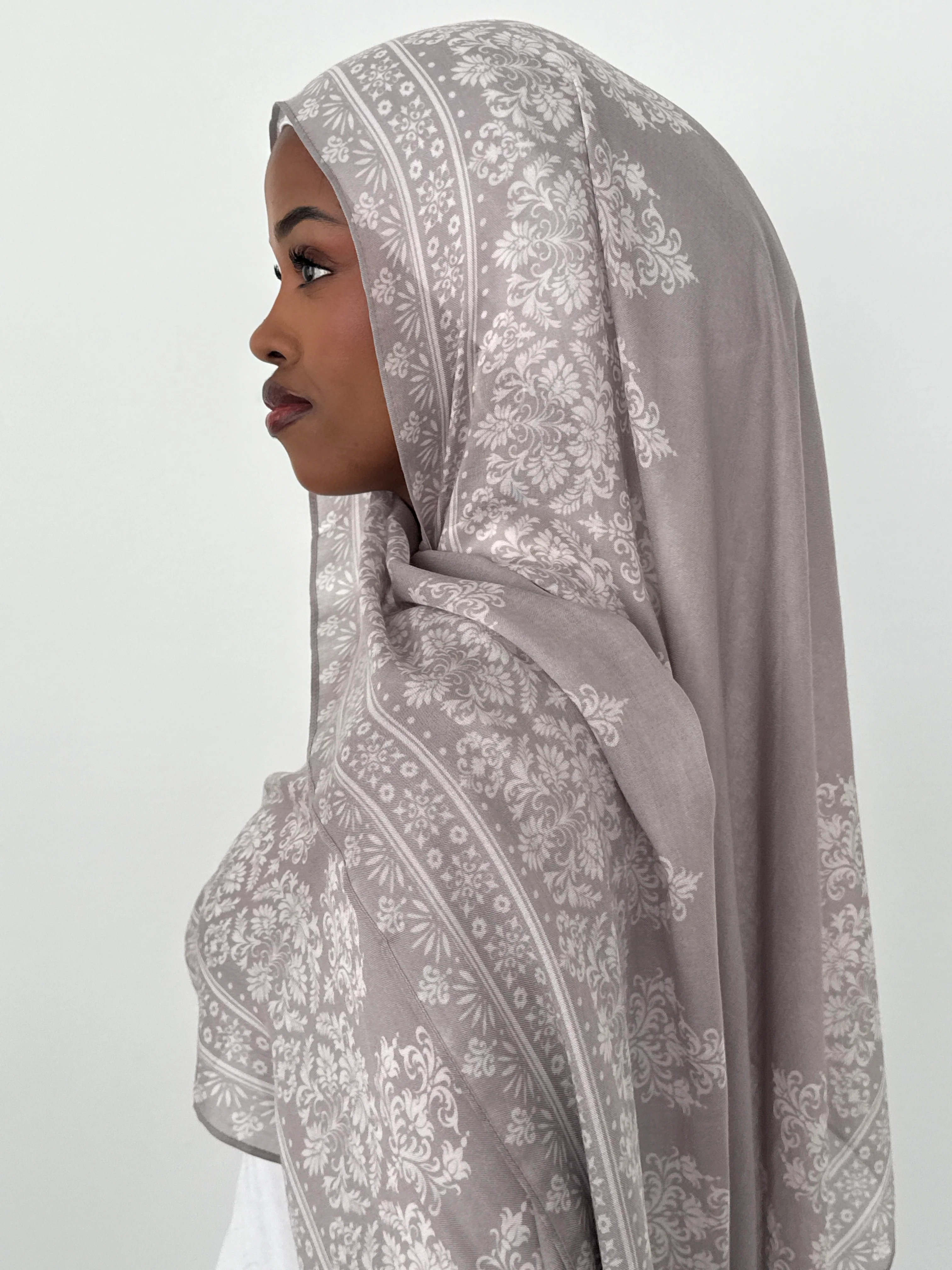 MODAL MIDNIGHT LACE SAND GRAY - Image 3