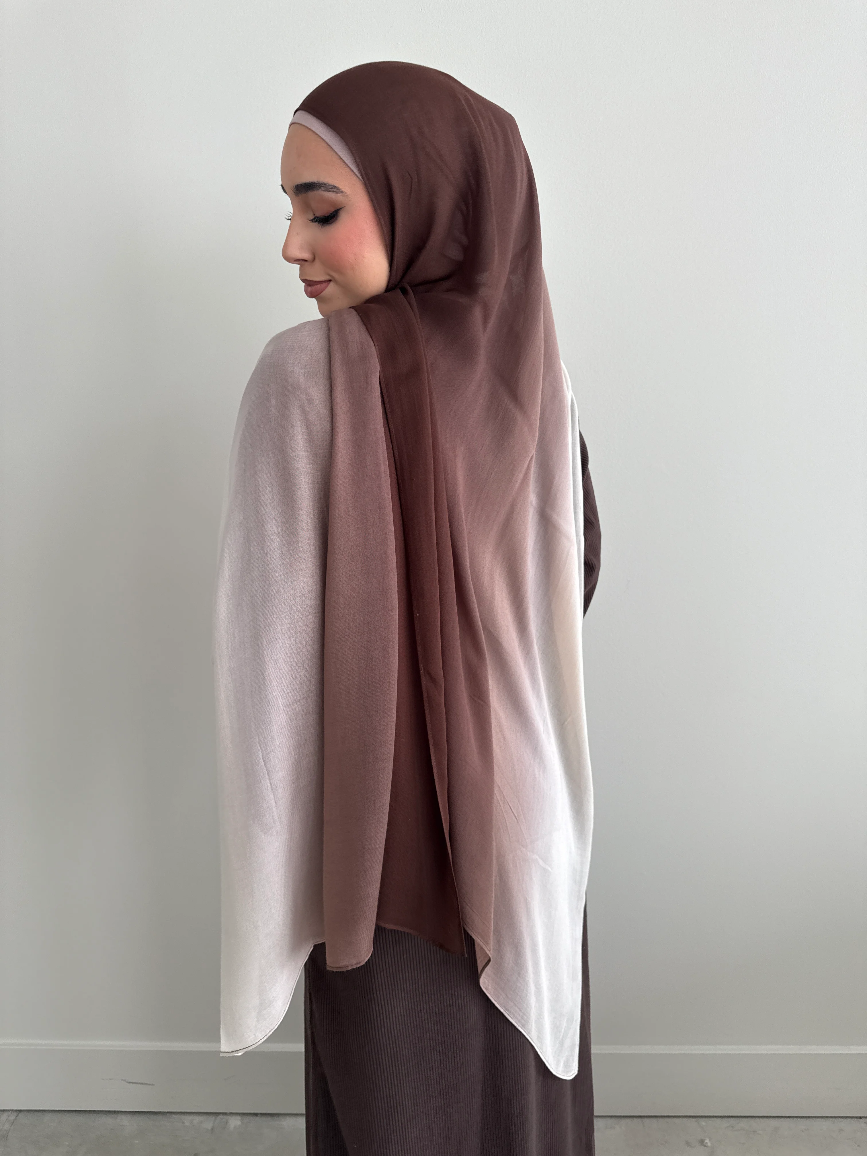 MODAL OMBRÉ HIJAB BROWN - Image 2