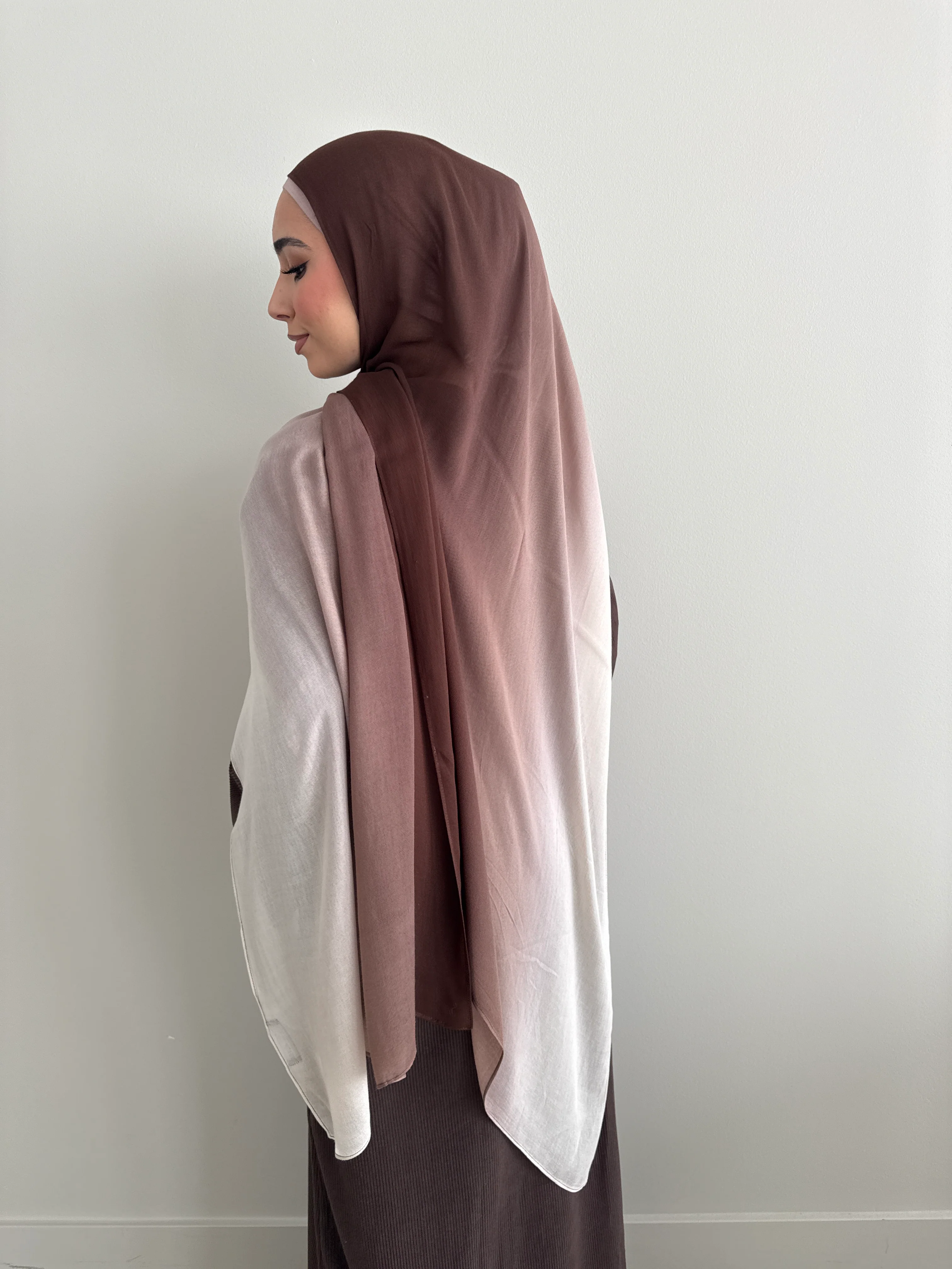 MODAL OMBRÉ HIJAB BROWN - Image 3