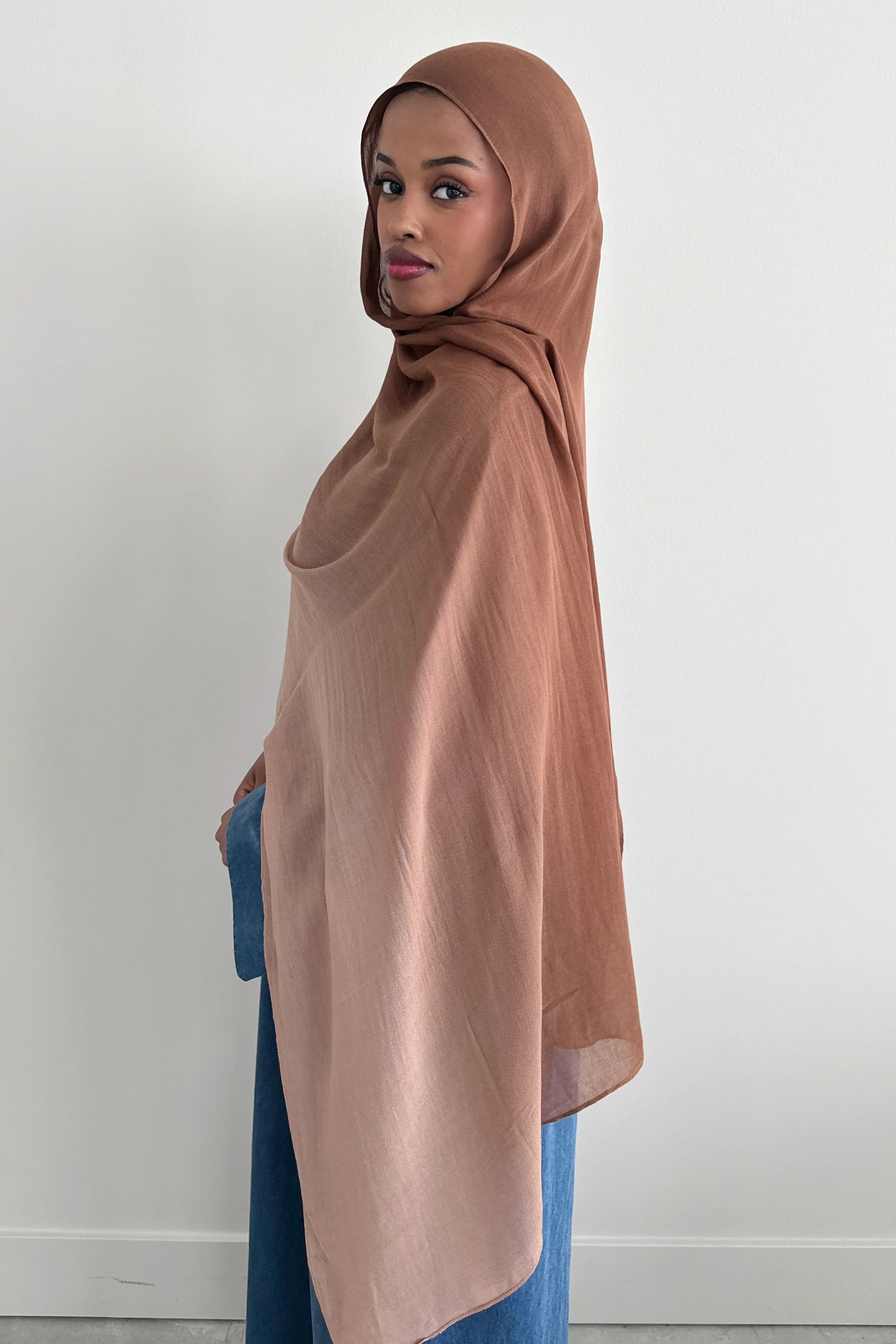 MODAL OMBRÉ HIJAB CAMEL