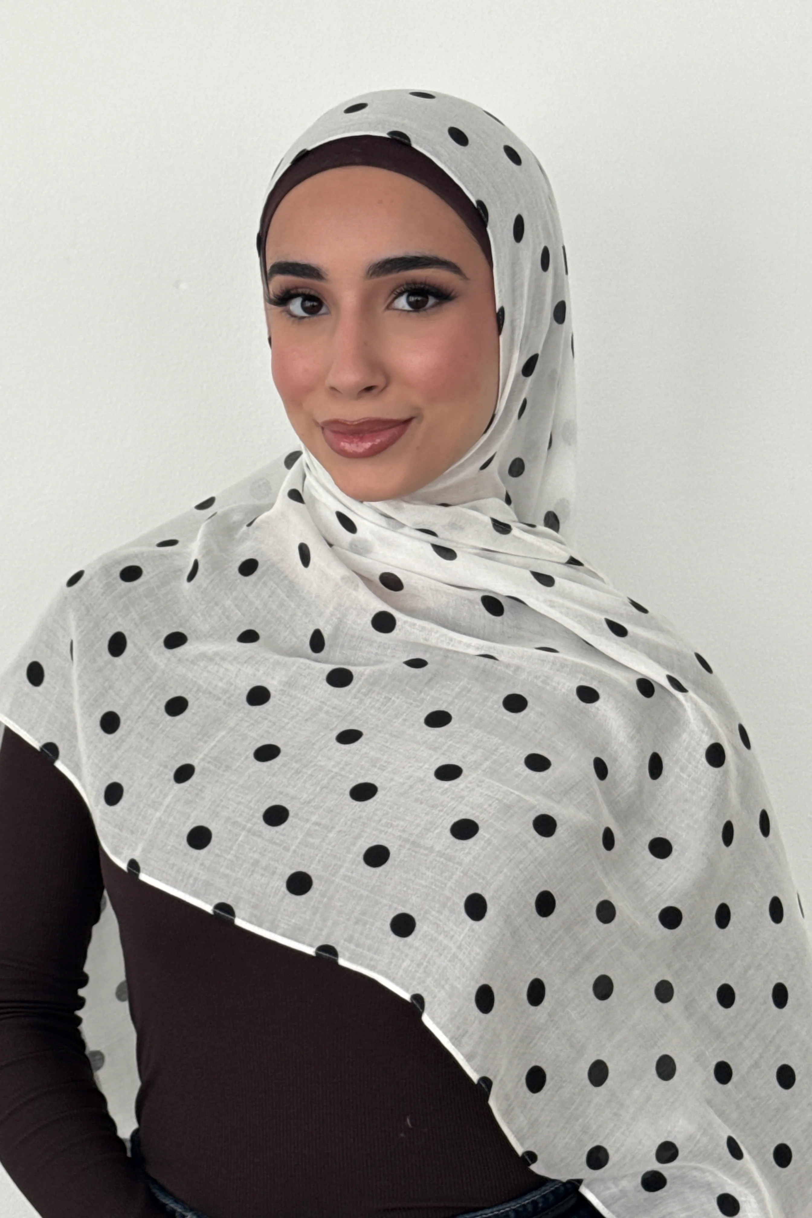 MODAL POLKA DOT WHITE