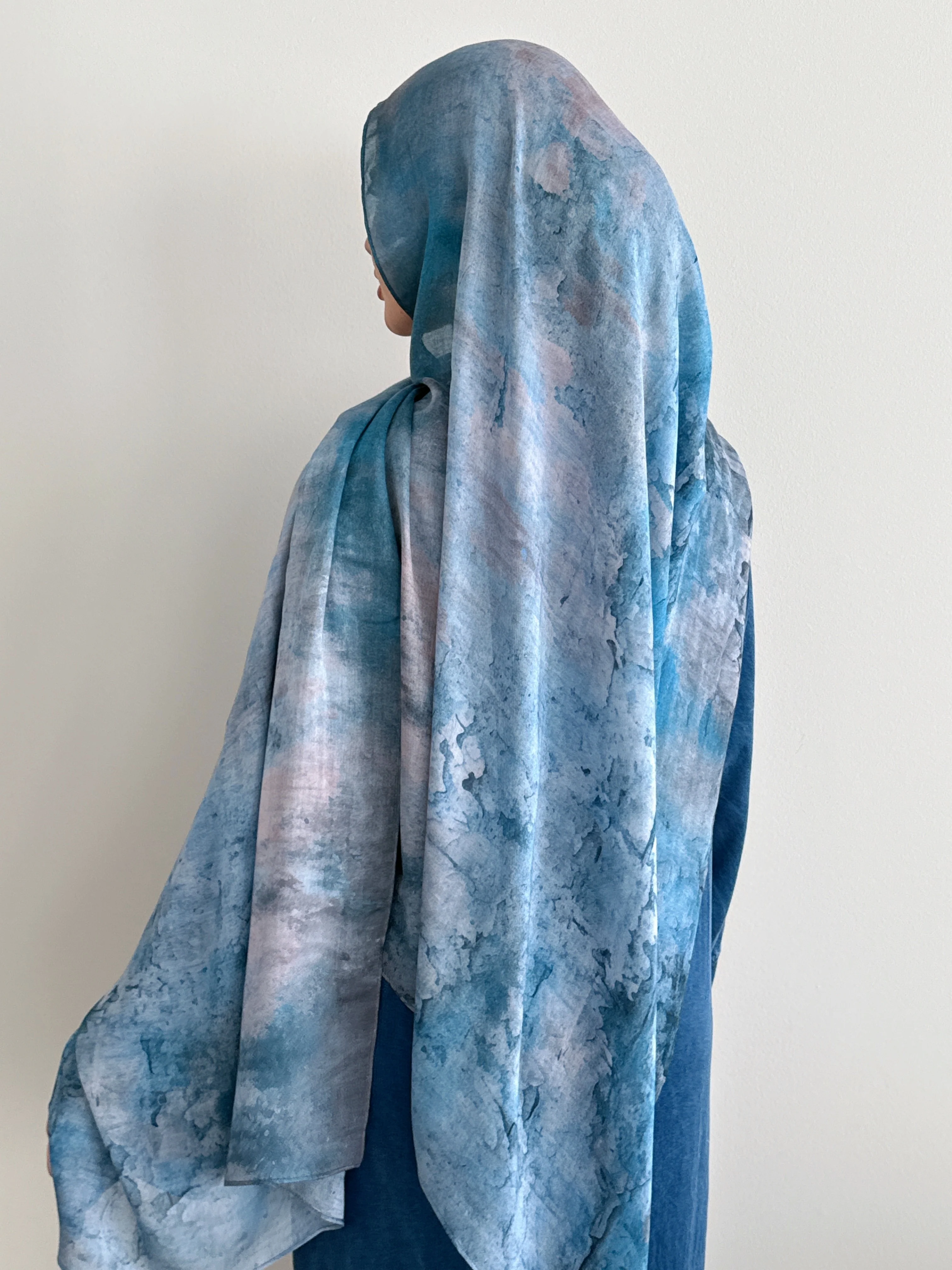 MODAL PRINT HIJAB BLUE HORIZON - Image 2