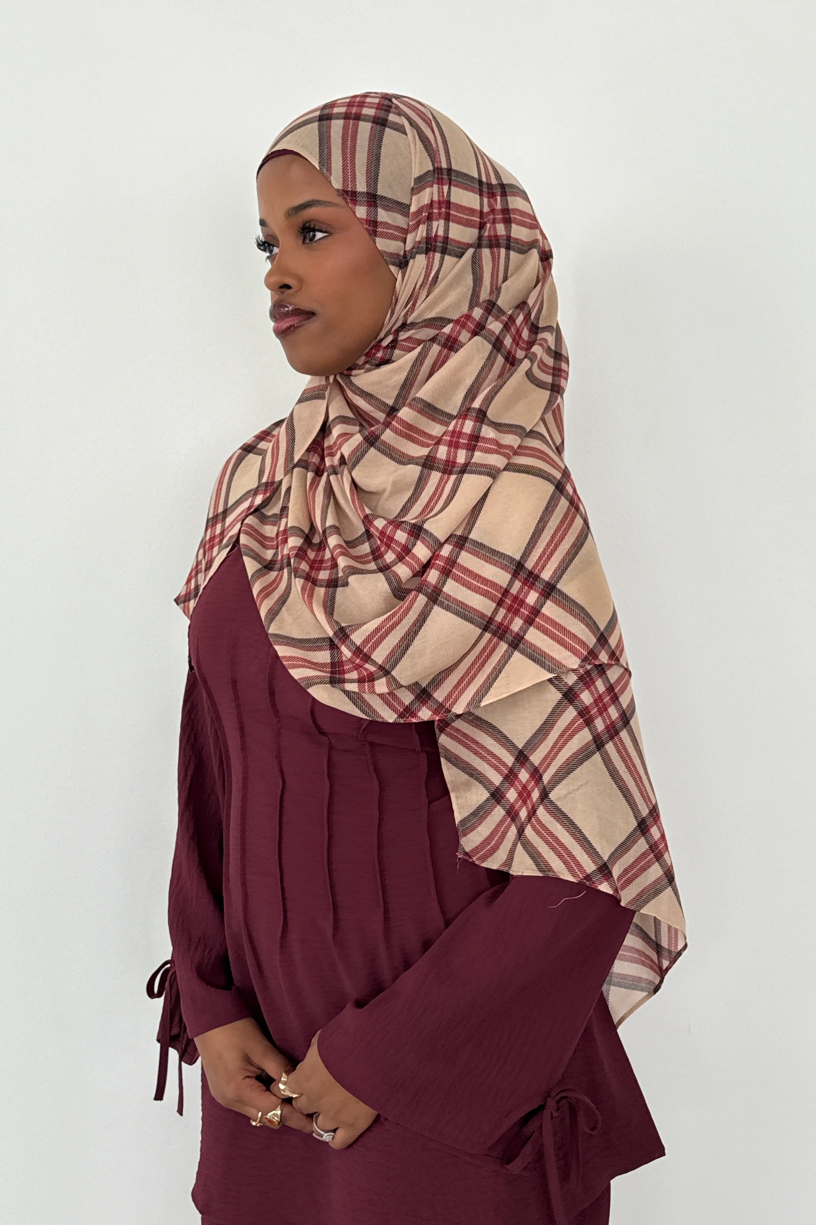 MODAL PRINT HIJAB MULBERRY PLAID - Image 3