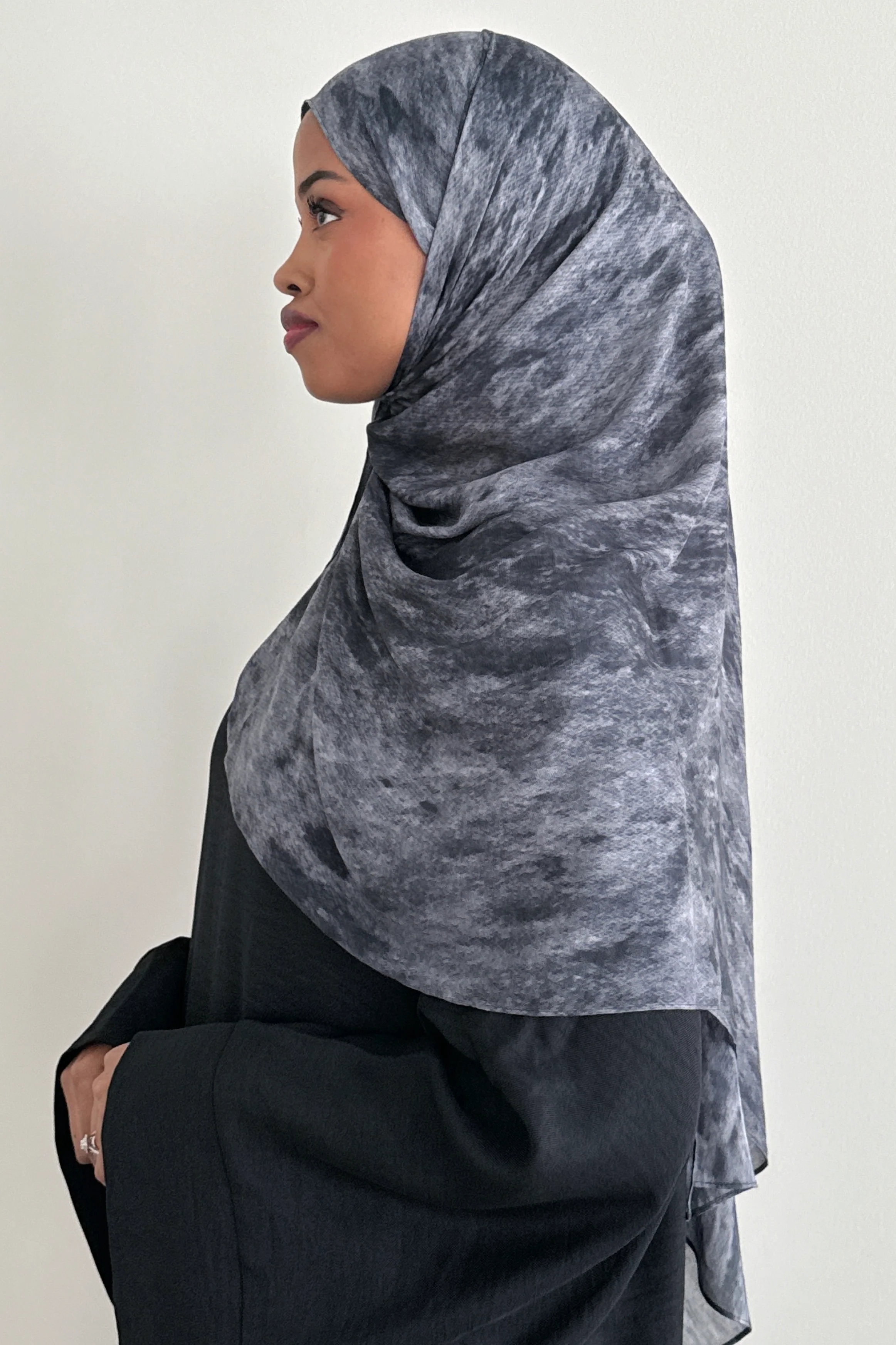 MODAL PRINT HIJAB OBSIDIAN BLACK