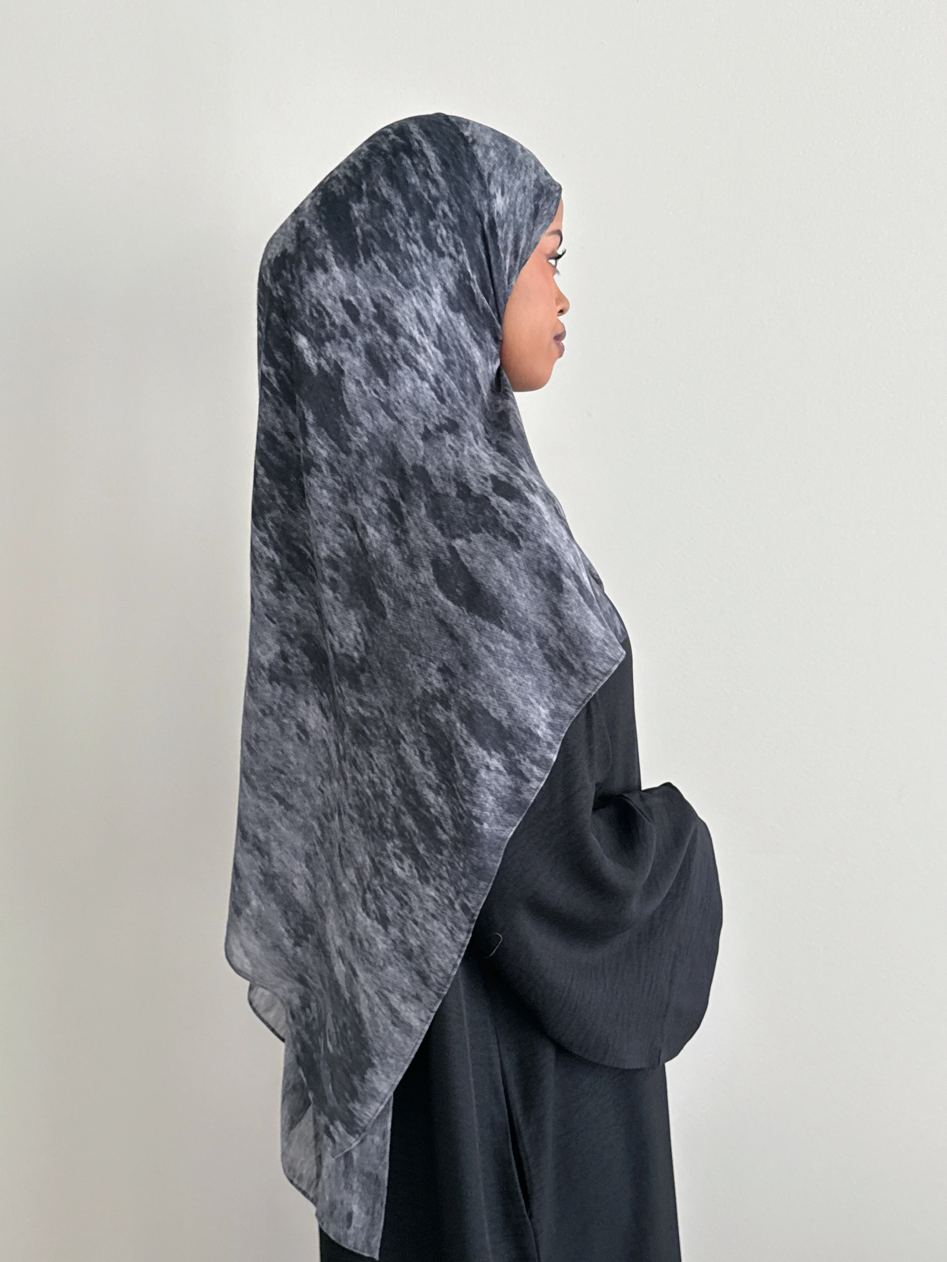 MODAL PRINT HIJAB OBSIDIAN BLACK - Image 2