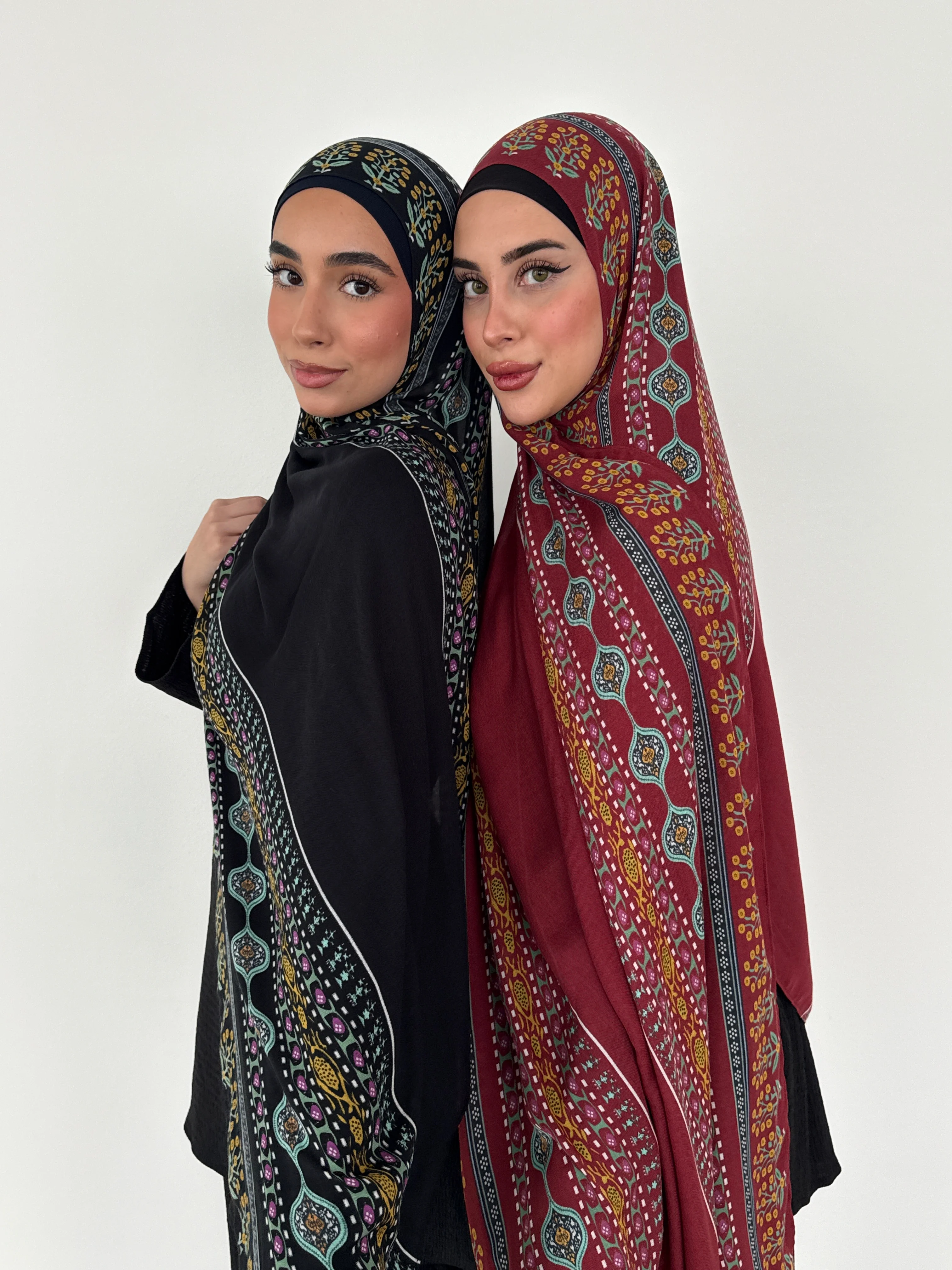 SITARA RED - Image 4