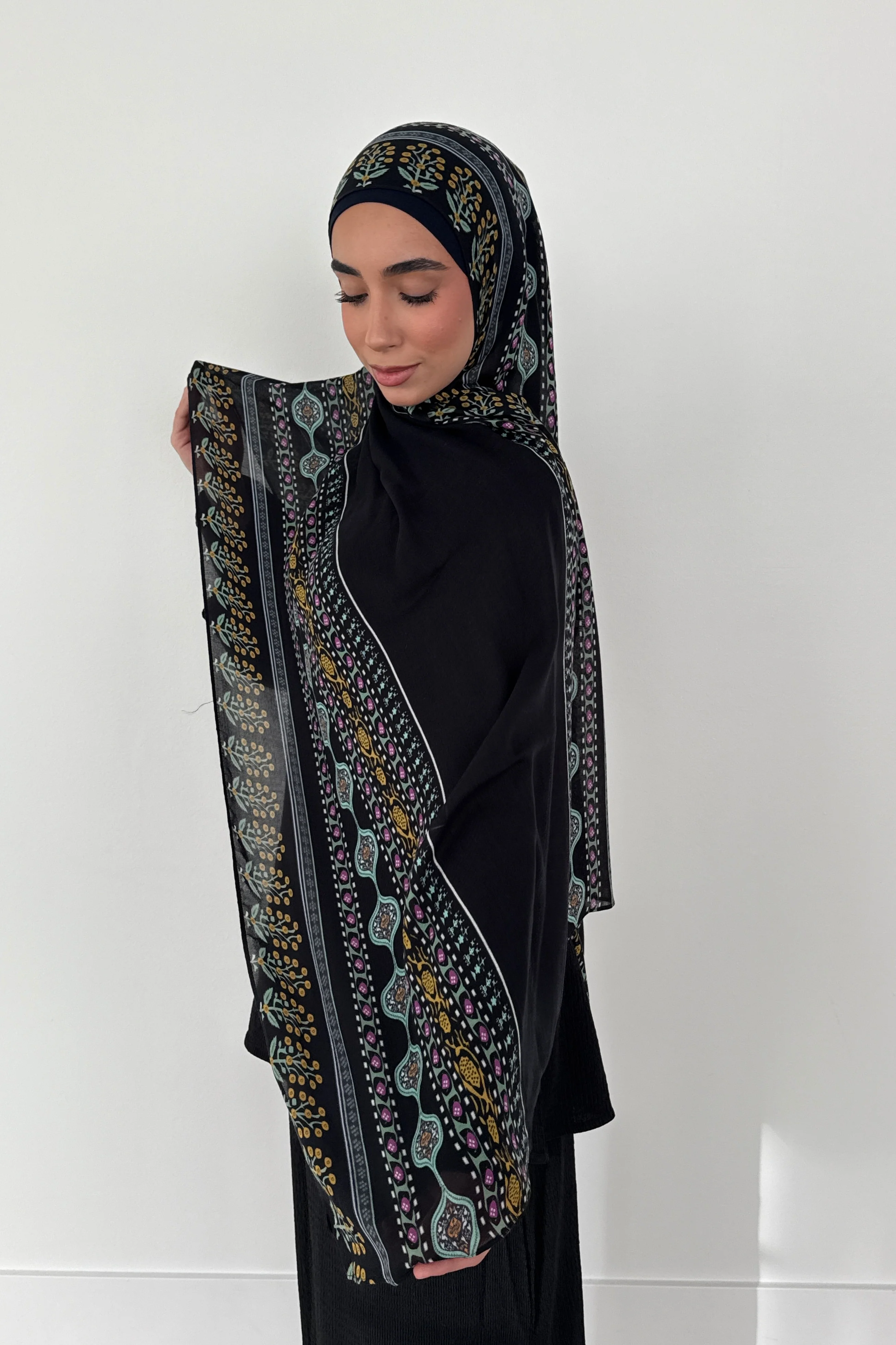 SITARA BLACK - Image 4