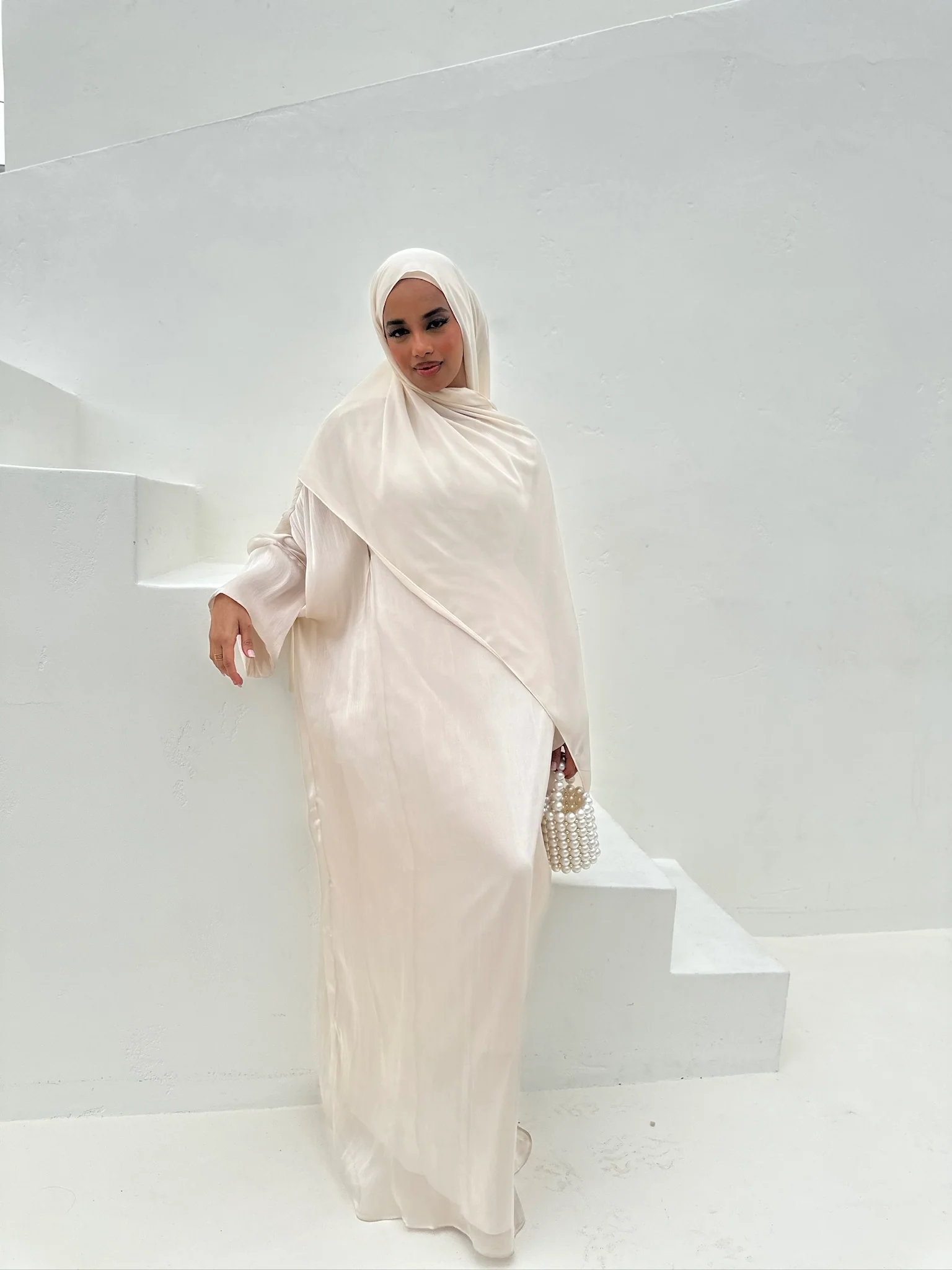 SORAYA BATWING ABAYA CHAMPAGNE - Image 5