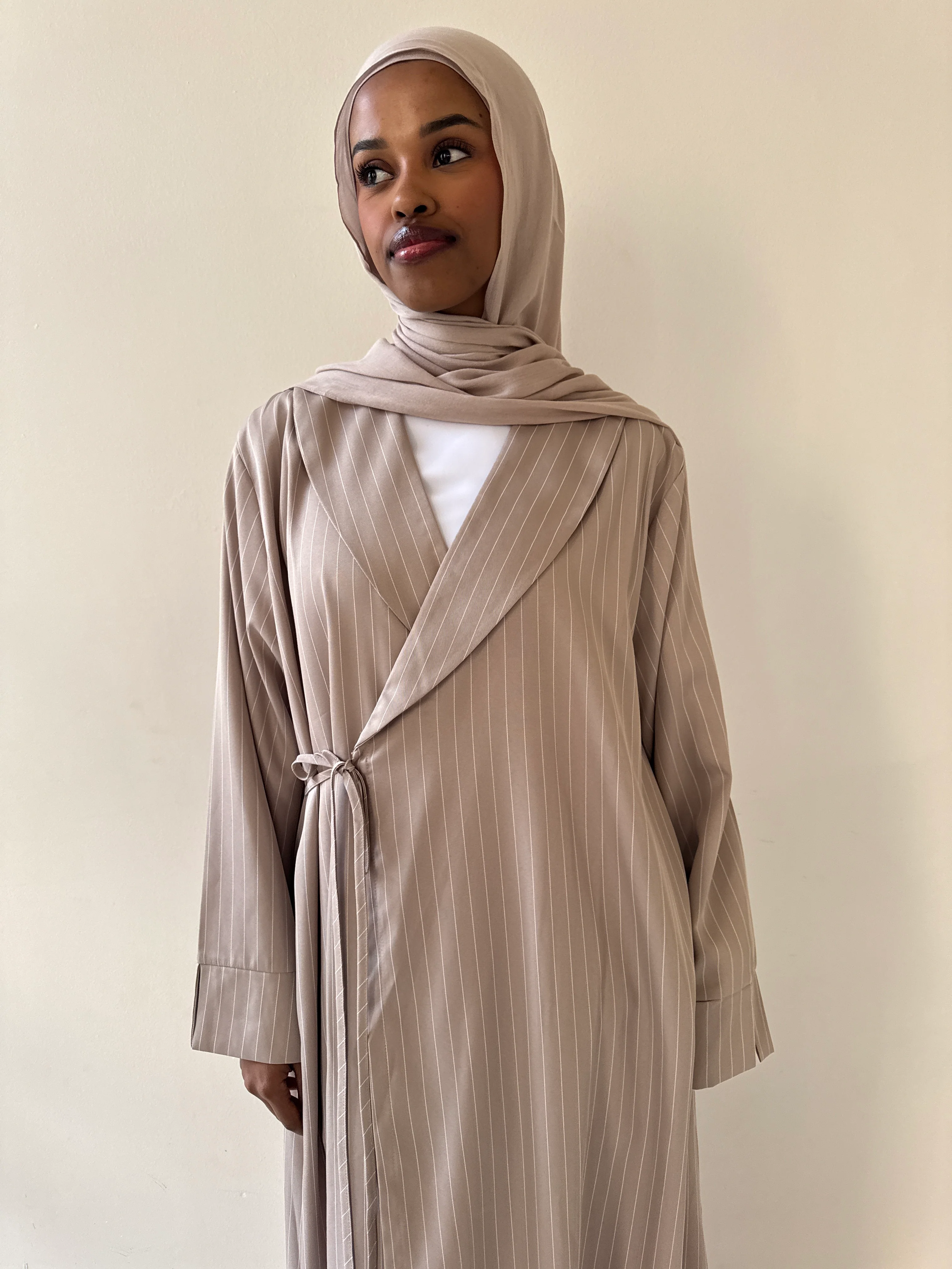 REEMA ABAYA SAND - Image 4