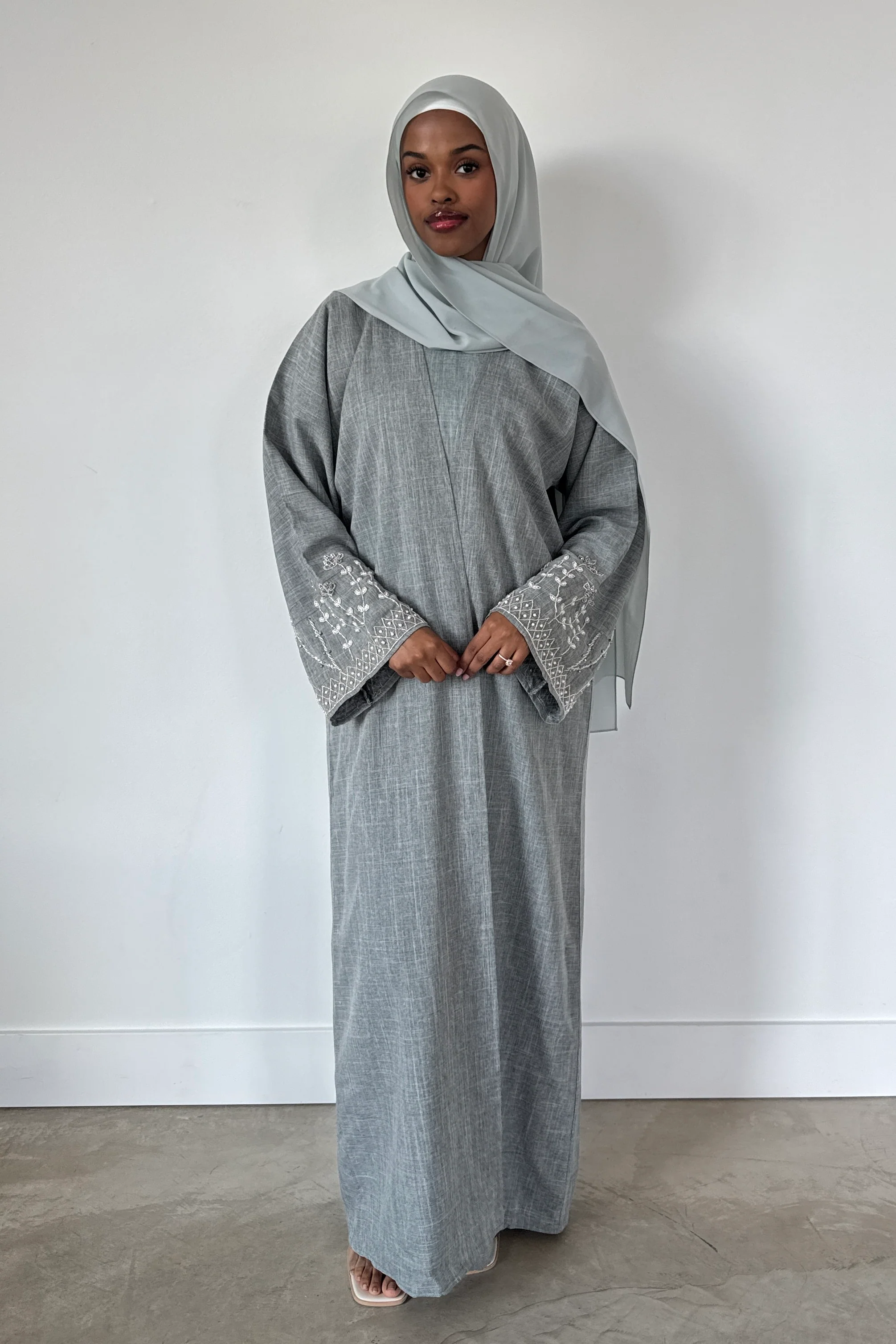 YARA ABAYA SET SAGE GRAY