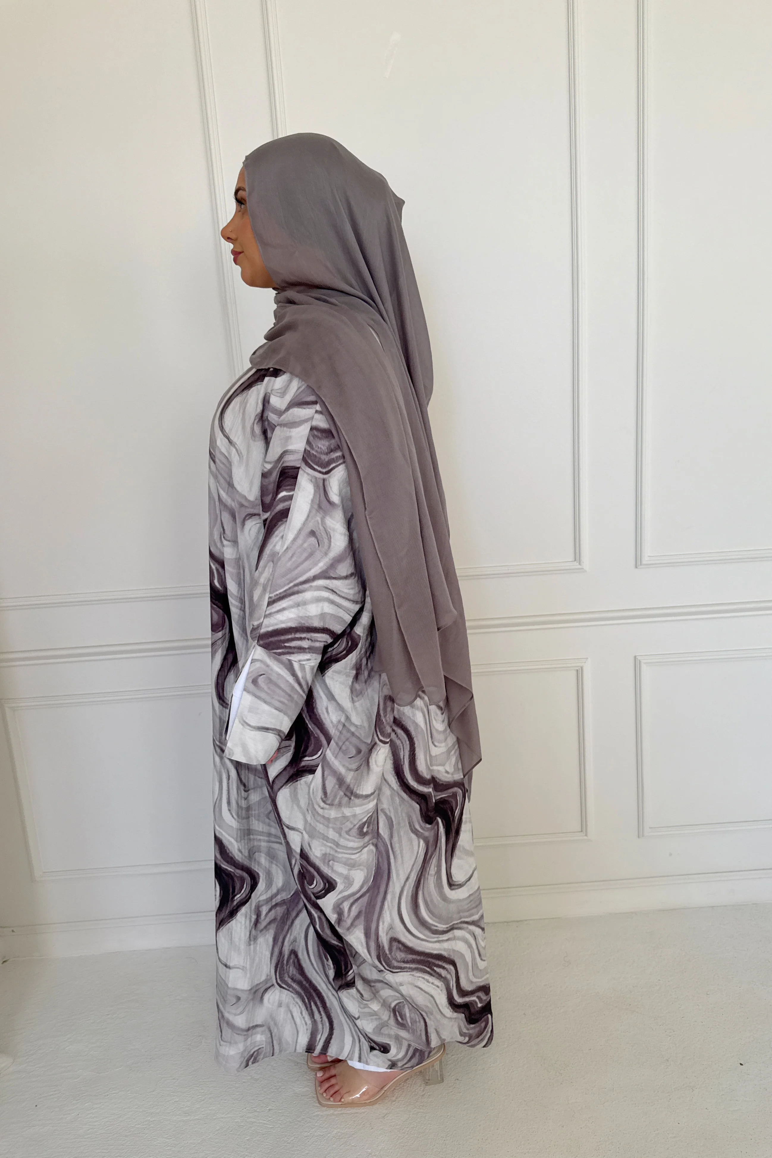 YUSRA ABAYA GRAY - Image 3